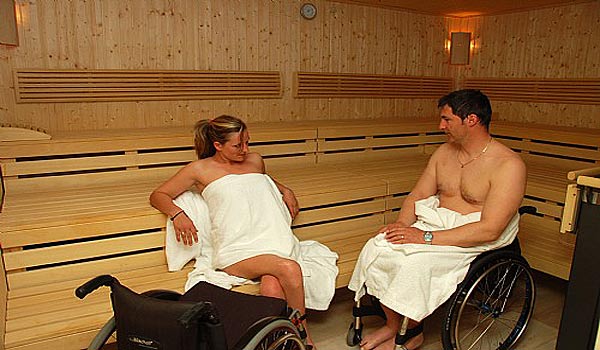 Vele gehandicapten vakanties binnen en buiten de EU | 600×350-AT-Brauwirt-Sauna.jpg | Vele gehandicapten vakanties binnen en buiten de EU